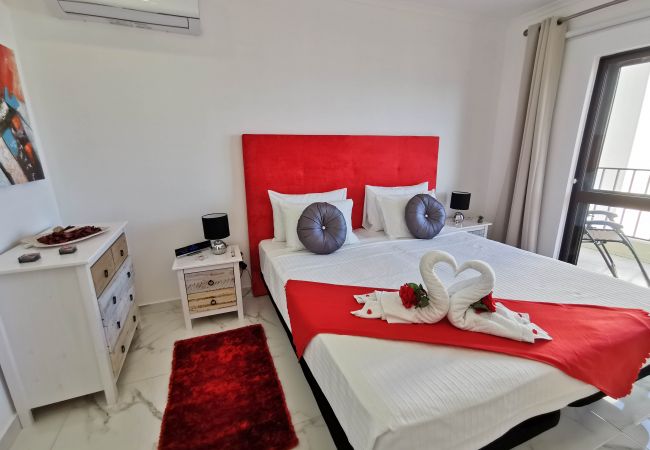Apartamento em Portimão - Apartamento Praia Rocha Vista Mar Love Apartamento em Portimão - Apartamento Praia Rocha Vista Mar Love