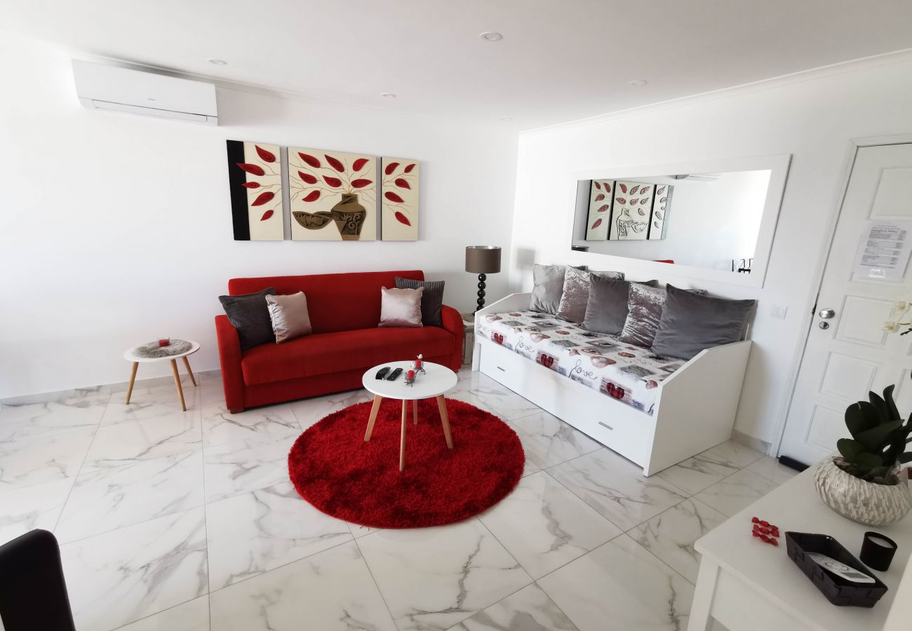 Apartamento T1 - para Férias - Praia da Rocha - Portimão, Algarve Apartamento em Portimão - Apartamento Praia Rocha Vista Mar Love