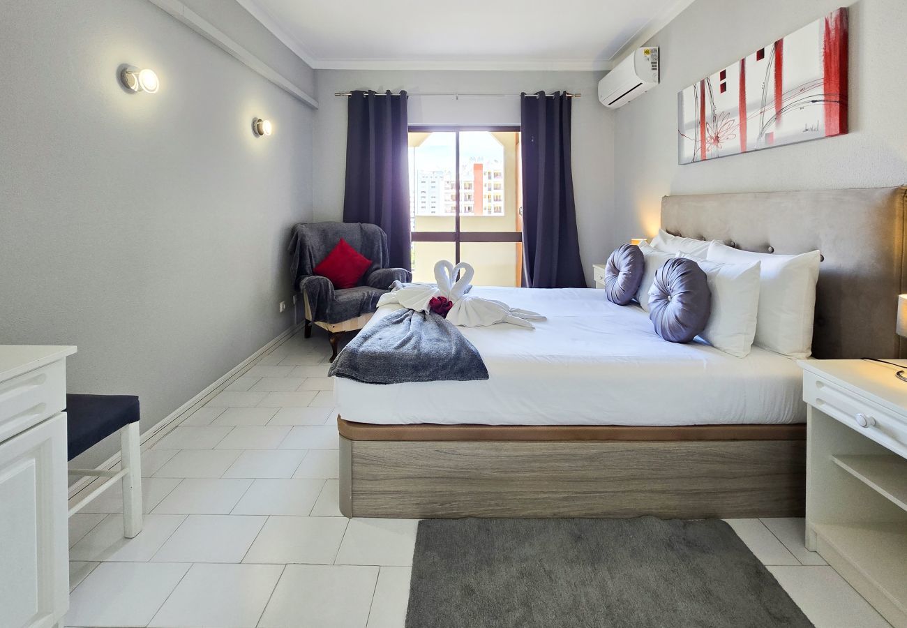 Apartamento em Portimão - Apartamento Praia Rocha Cinza Apartamento em Portimão - Apartamento Praia Rocha Cinza