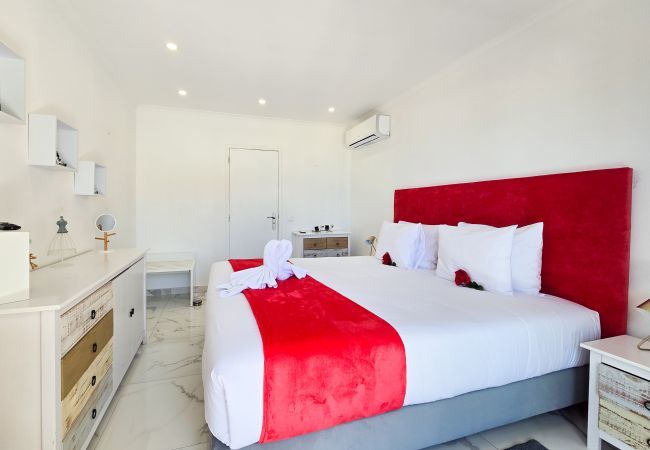 Apartment in Portimão - Apartment Praia Rocha Sea View Love Apartment in Portimão - Apartment Praia Rocha Sea View Love