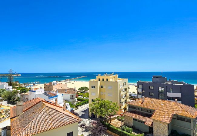 Apartamento en Portimão - Penthouse Ponta da Areia | Vistas Frontales al Mar y Garaje