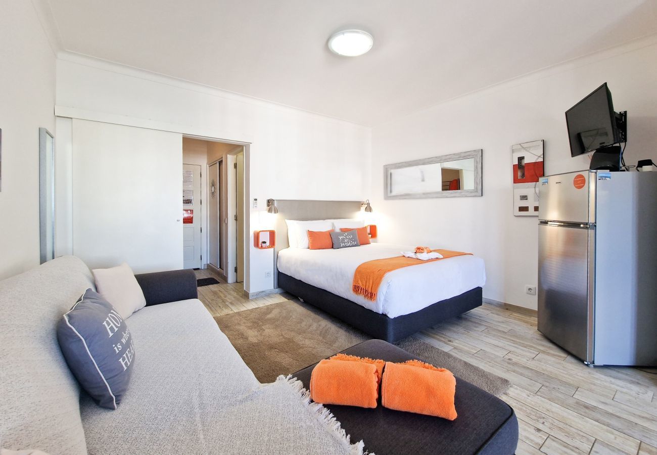 Studio à Portimão - Studio Peachy Praia da Rocha